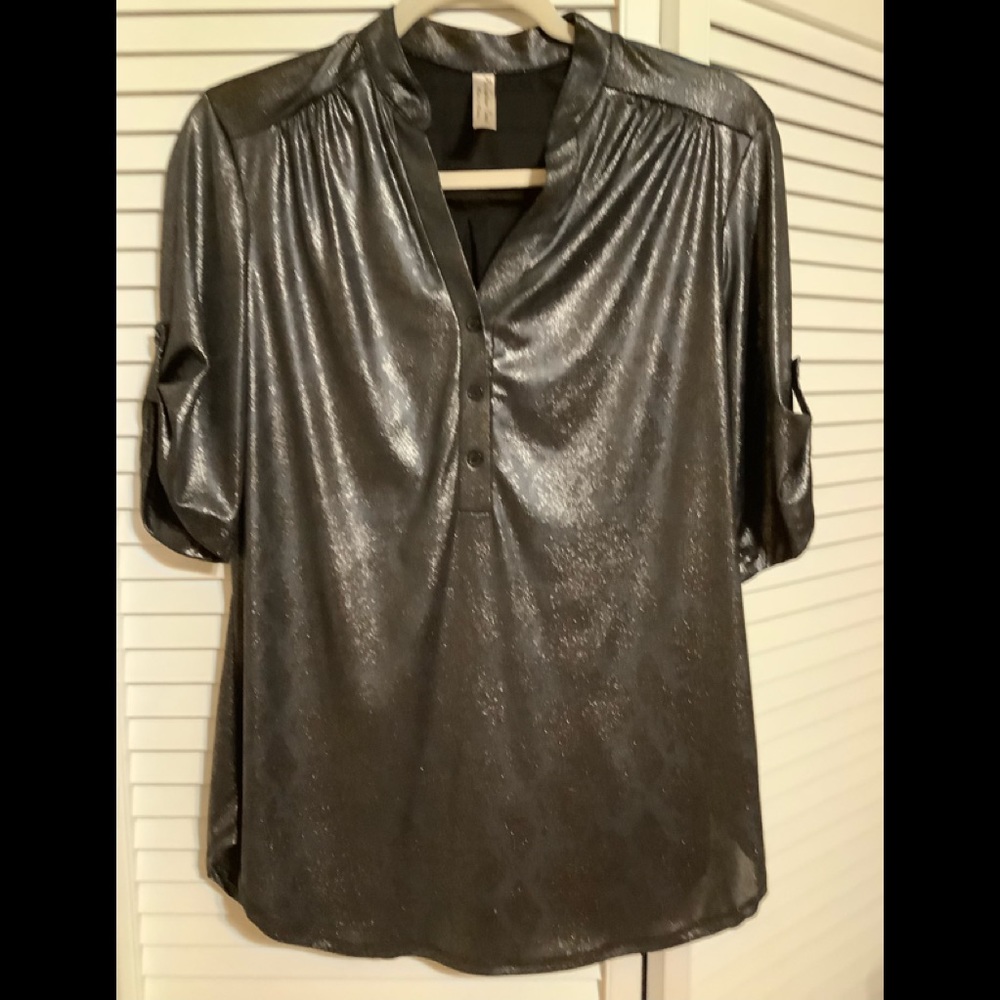 Black gray shimmery top with sleeves